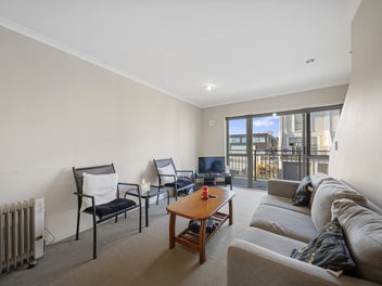 Perfect Start in Papatoetoe - Stylish & Spacious