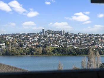 Orakei Entry Point with Plenty of Potential