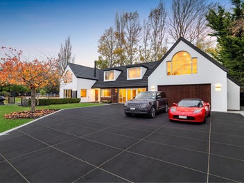 Rare 445sqm Home on 2,719sqm Land
