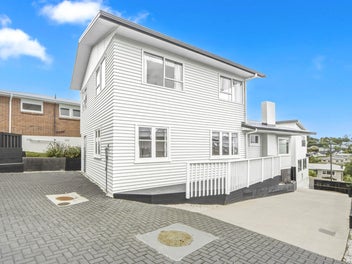 Spacious New Freestanding | Westlake Zone