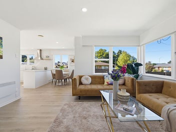 Rosehill Living Made Straightforward & Social