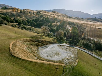 Image 1 of 7