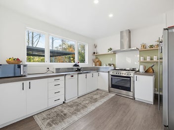 Private, spacious, family entertainer