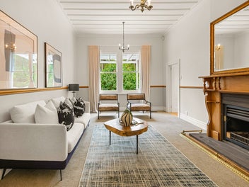 Prestige Lifestyle Retreat - Heart of Flat Bush