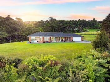 Elevated Matakana Private Sanctuary