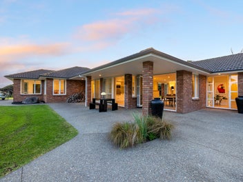 Elevated Matakana Private Sanctuary
