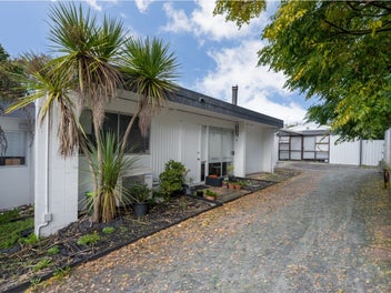 MORTGAGEE AUCTION - 2/8 Wilbur Place