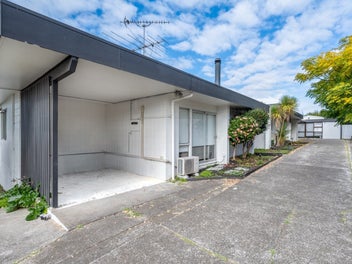 MORTGAGEE AUCTION - 1/8 Wilbur Place