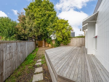 MORTGAGEE SALE - 1/8 Wilbur Place