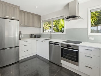 Coastal Weekends Sorted on Tairua Palms
