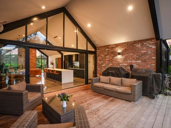 Private, Polished & Near-New