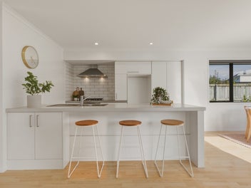 Cul-de-sac family living