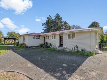 Entry level Hayes Paddock