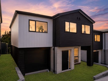 Standalone Perfection in Titirangi
