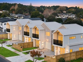 New Luxury Homes in Prime Location - 4 Available