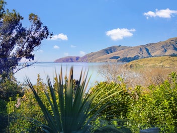 Priced $895,000