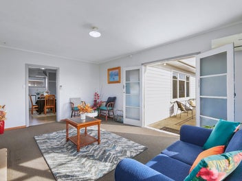 Family-Sized Living. Smart Buying.
