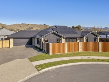 Smart Solar, Stylish Design, Seriously Motivated