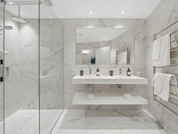 Renovated Icon | Deadline Reserve $350,000