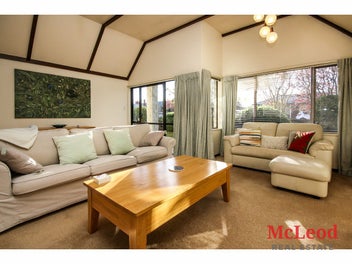 Lovely Location to Live!