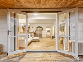 Coastal Charm Meets Classic Papamoa