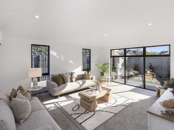 Prestigious location, masterful renovation