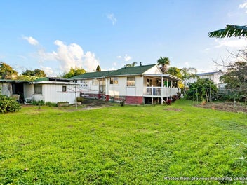 1310m² more or less RENOVATE OR LAND BANK!