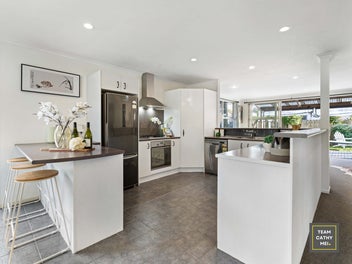 Reserve Set to Sell! Don't Miss Out!