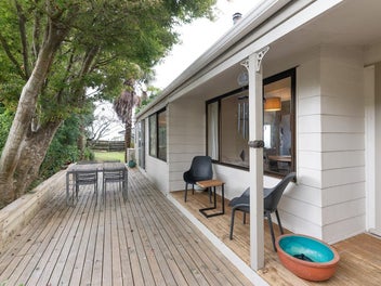 850sqm Freehold, Views