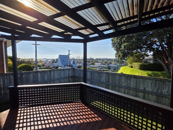 Image 1 of 23