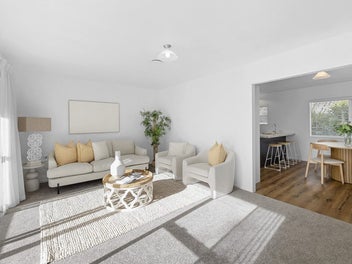 RENOVATED & READY IN STRANDON