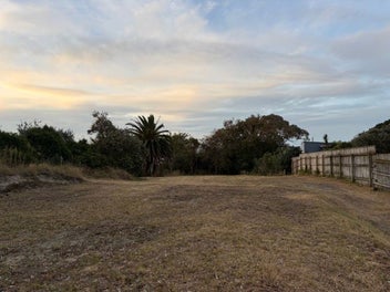Consented four lot subdivision opportunity