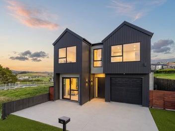Spacious Modern Home with Breathtaking Views!