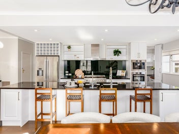 Stylish Single-Level Living in Prime Boulcott