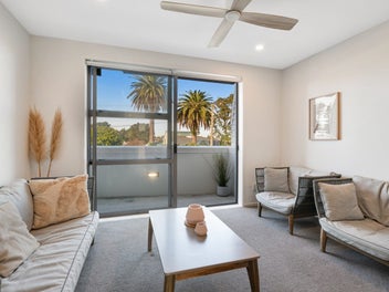 Nest, Invest, Holiday or Airbnb by the Sea
