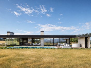 A Perfect Blend of Lifestyle & Tranquillity