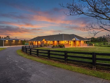 Stylish rural sanctuary with stunning views