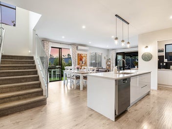Comfort, Space & Relaxed Family Living