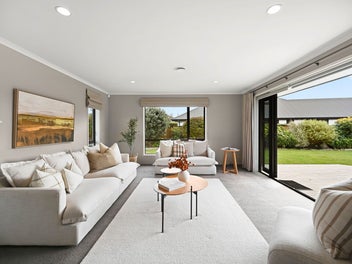 Superb Family Living in Huntington