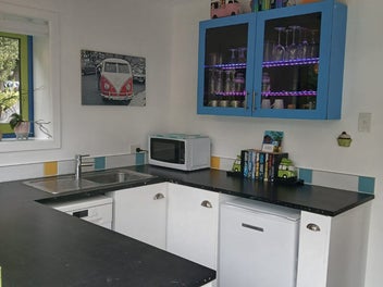 Image 1 of 5