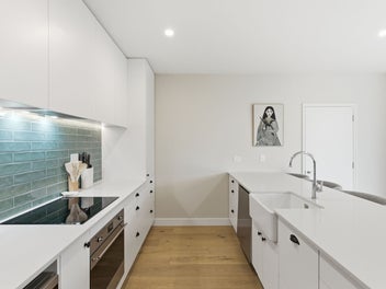 Parkside Privacy & Stylish Living
