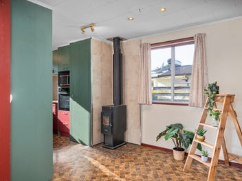Opportunity Knocks in Renwick