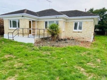 Image 1 of 10