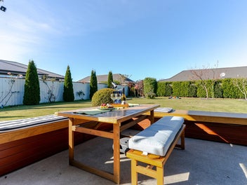 Wonderful 4-Bedroom Family Home in a Fantastic Loc