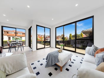 Unbeatable Location - Walk to Top Schools!