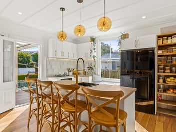 Timeless Villa With Plenty Of Charm