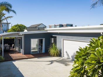 Beachside Ease with Modern Comfort