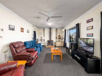 Family Comfort with Room for Everything