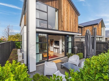 Open homes Saturday and Sunday 11-11:30am