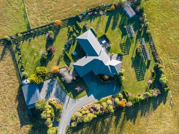 Owners Downsizing - Enjoy their hard work now!